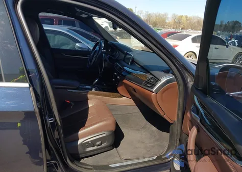 2017 BMW X5 xDrive35D из США, поврежденный, VIN 5UXKS4C36H0U05774